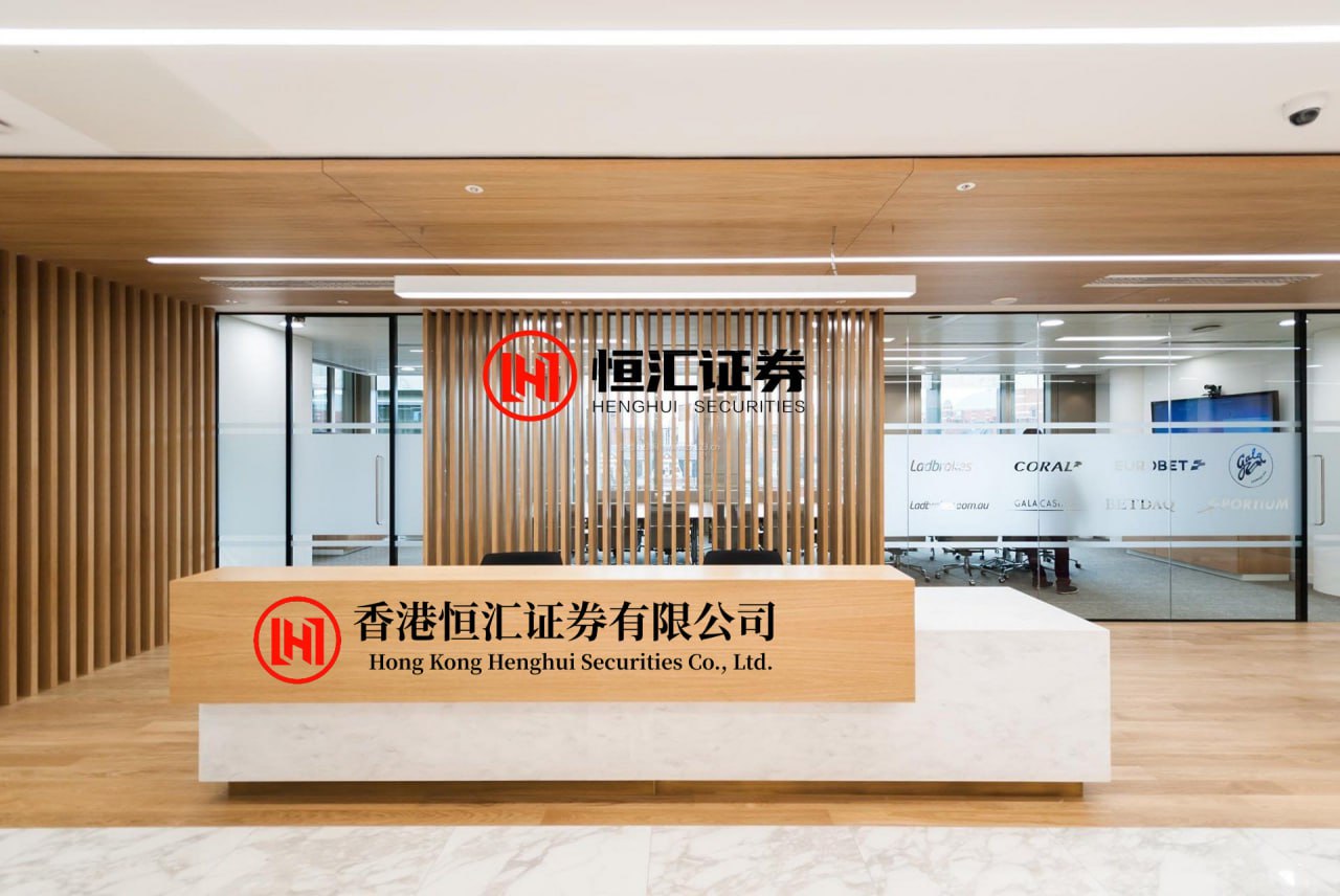 驰牛配资 网红安静公主自曝肛裂，今年手术做太多，被建议休息半个月再去做检查
